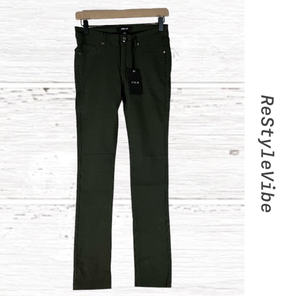 ACTIVE USA Women’s Size M Pants Jeggings Skinny Stretch NWT Olive Green